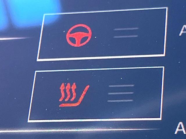 クラウンハイブリッド ＲＳアドバンス　モデリスタエアロキット　ムーンルーフ　セーフティセンス　ブラインドスポット　三眼ＬＥＤヘッド　純正ＳＤナビ　バックカメラ　ハーフレザー　メモリー付パワーシート　純正１８インチＡＷ　ステアリングヒーター（71枚目）