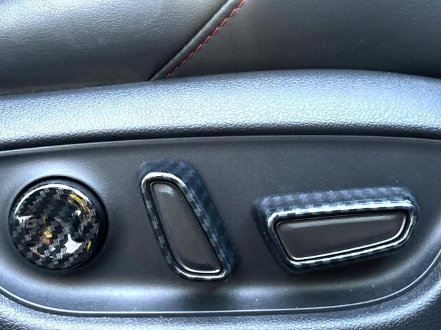 クラウン ＲＳ　後期　ＴＲＤエアロパーツセット　セーフティパッケージプラス　セーフティセンス　純正１２．３インチナビ　パノラミックビュー　ブラインドスポット　ハーフレザー　パワーシート　シートヒーター　ＥＴＣ　禁煙車（9枚目）