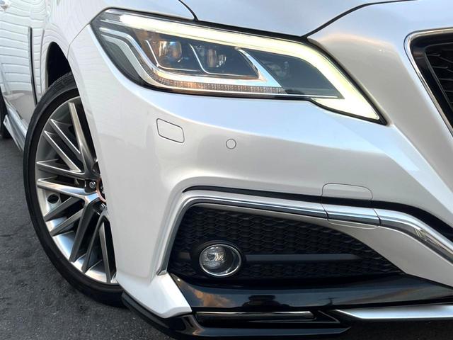 クラウン ＲＳ　後期　ＴＲＤエアロパーツセット　セーフティパッケージプラス　セーフティセンス　純正１２．３インチナビ　パノラミックビュー　ブラインドスポット　ハーフレザー　パワーシート　シートヒーター　ＥＴＣ　禁煙車（15枚目）
