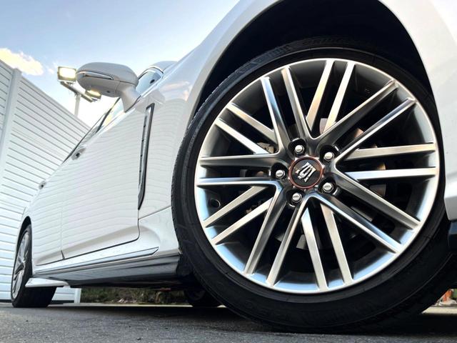 クラウン ＲＳ　後期　ＴＲＤエアロパーツセット　セーフティパッケージプラス　セーフティセンス　純正１２．３インチナビ　パノラミックビュー　ブラインドスポット　ハーフレザー　パワーシート　シートヒーター　ＥＴＣ　禁煙車（16枚目）