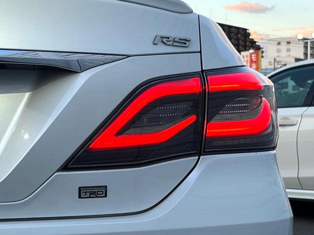 クラウン ＲＳ　後期　ＴＲＤエアロパーツセット　セーフティパッケージプラス　セーフティセンス　純正１２．３インチナビ　パノラミックビュー　ブラインドスポット　ハーフレザー　パワーシート　シートヒーター　ＥＴＣ　禁煙車（35枚目）