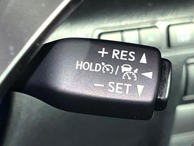 IS IS350 FスポーツモードブラックIII 後期 ムーンルーフ 純正10.3インチナビ パノラミックビュー オレンジブレーキキャリパー 三眼LEDヘッド 純正19インチBBS製AW セーフティシステムプラス ブラインドスポット レーダークルーズ(7枚目)