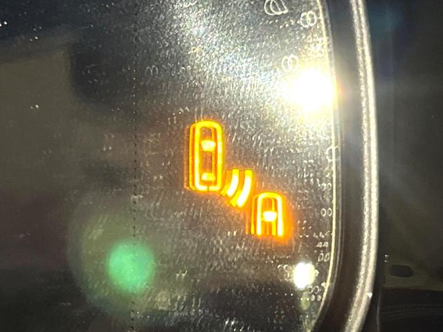 IS IS350 FスポーツモードブラックIII 後期 ムーンルーフ 純正10.3インチナビ パノラミックビュー オレンジブレーキキャリパー 三眼LEDヘッド 純正19インチBBS製AW セーフティシステムプラス ブラインドスポット レーダークルーズ(8枚目)