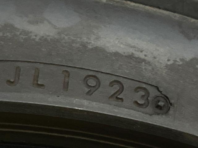 IS IS350 FスポーツモードブラックIII 後期 ムーンルーフ 純正10.3インチナビ パノラミックビュー オレンジブレーキキャリパー 三眼LEDヘッド 純正19インチBBS製AW セーフティシステムプラス ブラインドスポット レーダークルーズ(26枚目)