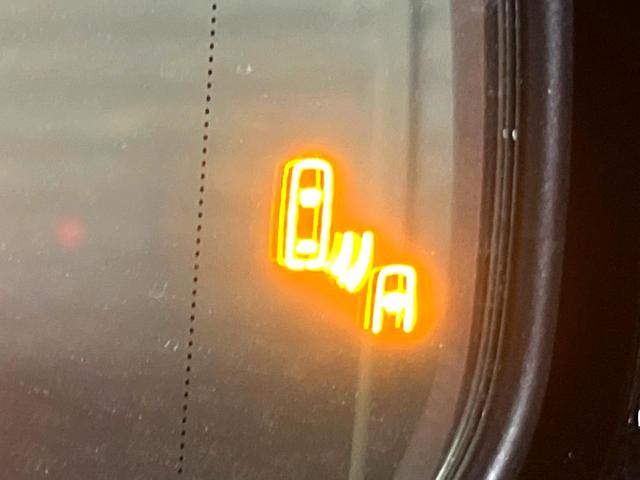 ＩＳ ＩＳ３５０　ＦスポーツモードブラックＳ　ＴＲＤエアロ＆マフラー　ムーンルーフ　オレンジブレーキキャリパー　セーフティシステムプラス　ブラインドスポット　三眼ＬＥＤヘッド　純正１０．３インチナビ　バックカメラ　純正１９インチＢＢＳ製ＡＷ　禁煙（7枚目）