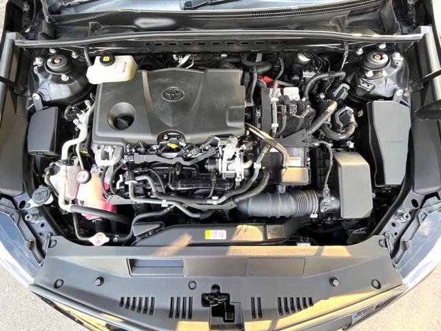 カムリ ＷＳ　セーフティセンス　ブラインドスポット　純正ナビ　バックカメラ　インテリジェントクリアランスソナー　ハーフレザー　パワーシート　ＬＥＤヘッド　純正１７インチＡＷ　革巻きステアリング　パドルシフト　禁煙車（19枚目）