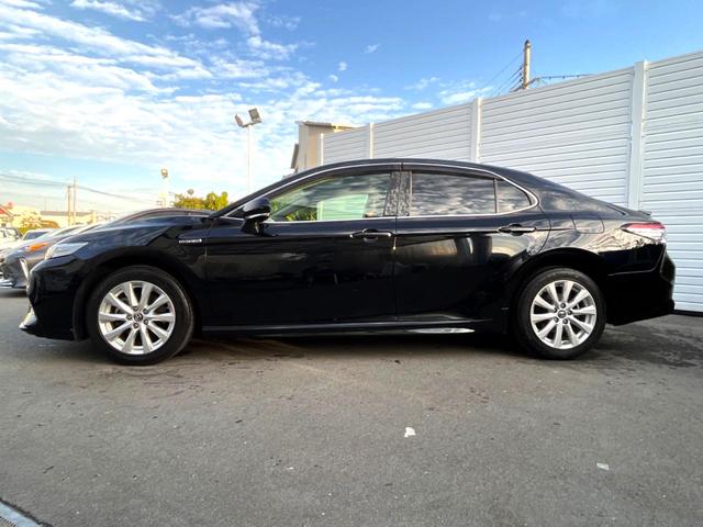 カムリ ＷＳ　セーフティセンス　ブラインドスポット　純正ナビ　バックカメラ　インテリジェントクリアランスソナー　ハーフレザー　パワーシート　ＬＥＤヘッド　純正１７インチＡＷ　革巻きステアリング　パドルシフト　禁煙車（30枚目）