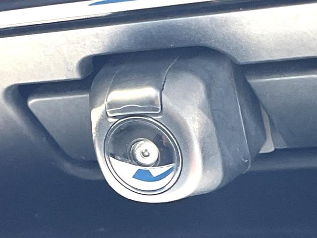 カムリ ＷＳ　セーフティセンス　ブラインドスポット　純正ナビ　バックカメラ　インテリジェントクリアランスソナー　ハーフレザー　パワーシート　ＬＥＤヘッド　純正１７インチＡＷ　革巻きステアリング　パドルシフト　禁煙車（35枚目）