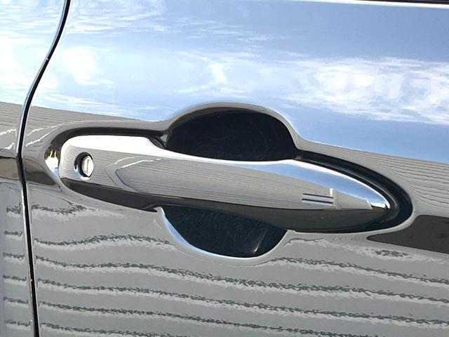 カムリ ＷＳ　セーフティセンス　ブラインドスポット　純正ナビ　バックカメラ　インテリジェントクリアランスソナー　ハーフレザー　パワーシート　ＬＥＤヘッド　純正１７インチＡＷ　革巻きステアリング　パドルシフト　禁煙車（37枚目）