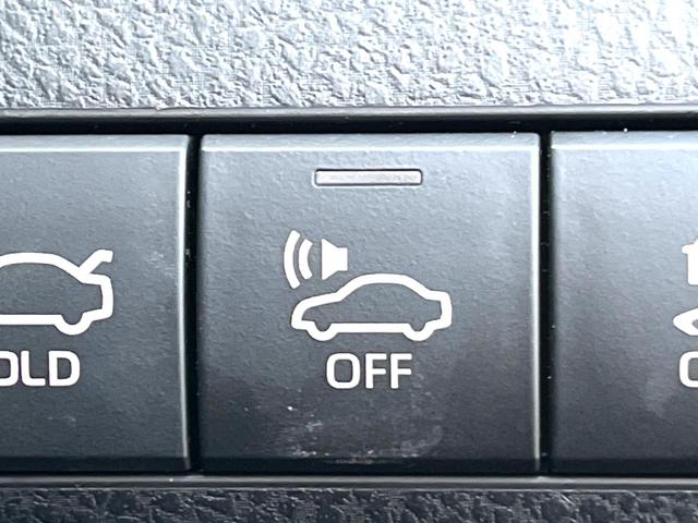 カムリ ＷＳ　セーフティセンス　ブラインドスポット　純正ナビ　バックカメラ　インテリジェントクリアランスソナー　ハーフレザー　パワーシート　ＬＥＤヘッド　純正１７インチＡＷ　革巻きステアリング　パドルシフト　禁煙車（44枚目）