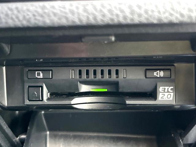 カムリ ＷＳ　セーフティセンス　ブラインドスポット　純正ナビ　バックカメラ　インテリジェントクリアランスソナー　ハーフレザー　パワーシート　ＬＥＤヘッド　純正１７インチＡＷ　革巻きステアリング　パドルシフト　禁煙車（47枚目）