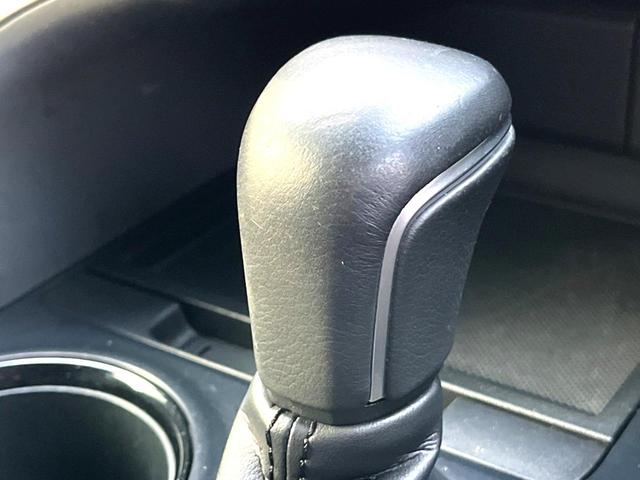 カムリ ＷＳ　セーフティセンス　ブラインドスポット　純正ナビ　バックカメラ　インテリジェントクリアランスソナー　ハーフレザー　パワーシート　ＬＥＤヘッド　純正１７インチＡＷ　革巻きステアリング　パドルシフト　禁煙車（57枚目）