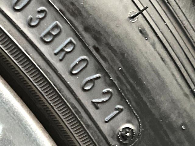 スカイライン 400R 405PS 全方位運転支援 黒革 純正ナビ アラウンドビュー メモリー付パワーシート シートヒーター LEDヘッド 純正19インチAW 革巻きステアリング パドルシフト デュアルオートエアコン 禁煙車(24枚目)