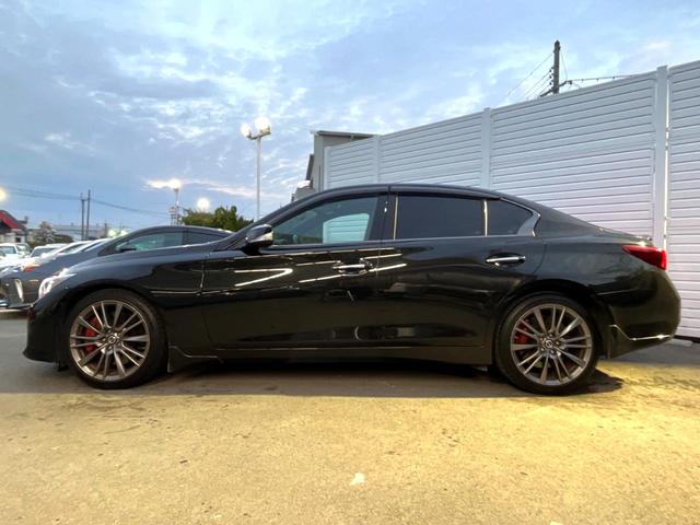 スカイライン 400R 405PS 全方位運転支援 黒革 純正ナビ アラウンドビュー メモリー付パワーシート シートヒーター LEDヘッド 純正19インチAW 革巻きステアリング パドルシフト デュアルオートエアコン 禁煙車(30枚目)