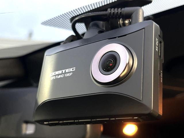 スカイライン 400R 405PS 全方位運転支援 黒革 純正ナビ アラウンドビュー メモリー付パワーシート シートヒーター LEDヘッド 純正19インチAW 革巻きステアリング パドルシフト デュアルオートエアコン 禁煙車(65枚目)