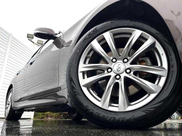 フーガ 250GT 後期 全方位運転支援 インテリジェントクルーズコントロール 純正8インチナビ アラウンドビューモニター メモリー付パワーシート LEDヘッド 純正18インチクローム塗装AW 革巻きステアリング 禁煙車(13枚目)