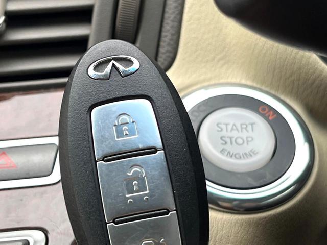 フーガ 250GT 後期 全方位運転支援 インテリジェントクルーズコントロール 純正8インチナビ アラウンドビューモニター メモリー付パワーシート LEDヘッド 純正18インチクローム塗装AW 革巻きステアリング 禁煙車(38枚目)