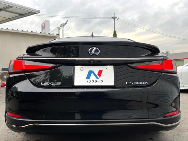 安心の最長１０年・走行無制限保証（有償）をご用意。保証内容も充実はもちろん、無料点検＆オイル交換や、年中無休の全国・２４時間ロードサービスも付帯されておりますのでご安心下さい。