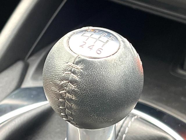 【フロア６速ＭＴ】走りの６速ＭＴ！！スポーティーな走行をお楽しみいただけます♪