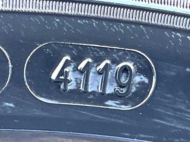 カムリ Ｇ　ブラインドスポット　純正８インチディスプレイオーディオ　バックカメラ　セーフティセンス　インテリジェントクリアランスソナー　ＬＥＤヘッド　パワーシート　純正１７インチＡＷ　革巻きステアリング　禁煙車（24枚目）