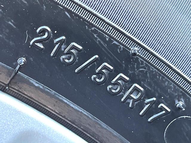 カムリ Ｇ　ブラインドスポット　純正８インチディスプレイオーディオ　バックカメラ　セーフティセンス　インテリジェントクリアランスソナー　ＬＥＤヘッド　パワーシート　純正１７インチＡＷ　革巻きステアリング　禁煙車（25枚目）