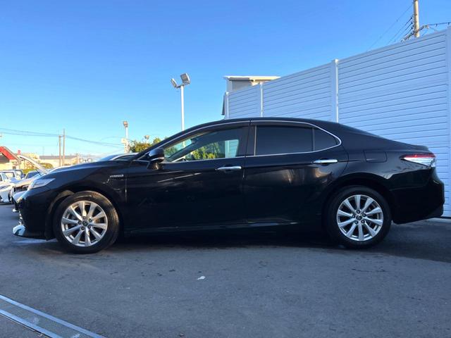 カムリ Ｇ　ブラインドスポット　純正８インチディスプレイオーディオ　バックカメラ　セーフティセンス　インテリジェントクリアランスソナー　ＬＥＤヘッド　パワーシート　純正１７インチＡＷ　革巻きステアリング　禁煙車（29枚目）