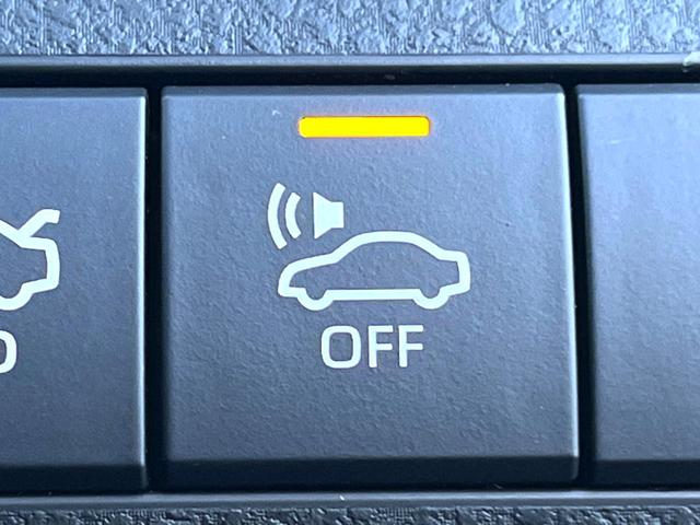 カムリ Ｇ　ブラインドスポット　純正８インチディスプレイオーディオ　バックカメラ　セーフティセンス　インテリジェントクリアランスソナー　ＬＥＤヘッド　パワーシート　純正１７インチＡＷ　革巻きステアリング　禁煙車（43枚目）