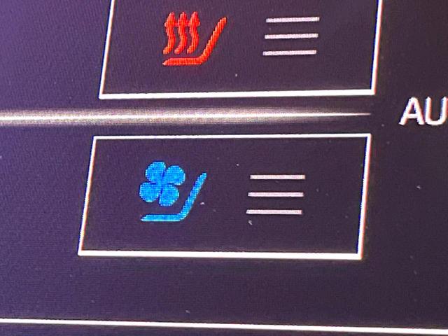 クラウンハイブリッド ＲＳアドバンス　モデリスタフルエアロ　ムーンルーフ　セーフティセンス　純正ナビ　バックカメラ　純正１８インチＡＷ　レーダークルーズ　白革　シートベンチレーション　パワーシート　三眼ＬＥＤヘッド　パドルシフト　禁煙車（11枚目）