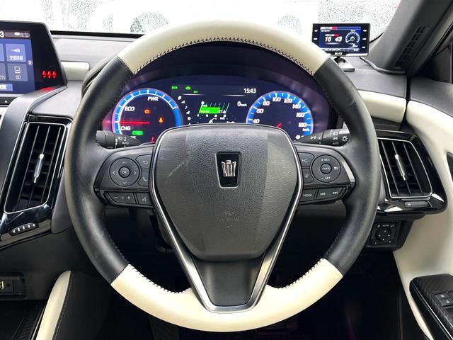 クラウンハイブリッド ＲＳアドバンス　モデリスタフルエアロ　ムーンルーフ　セーフティセンス　純正ナビ　バックカメラ　純正１８インチＡＷ　レーダークルーズ　白革　シートベンチレーション　パワーシート　三眼ＬＥＤヘッド　パドルシフト　禁煙車（17枚目）