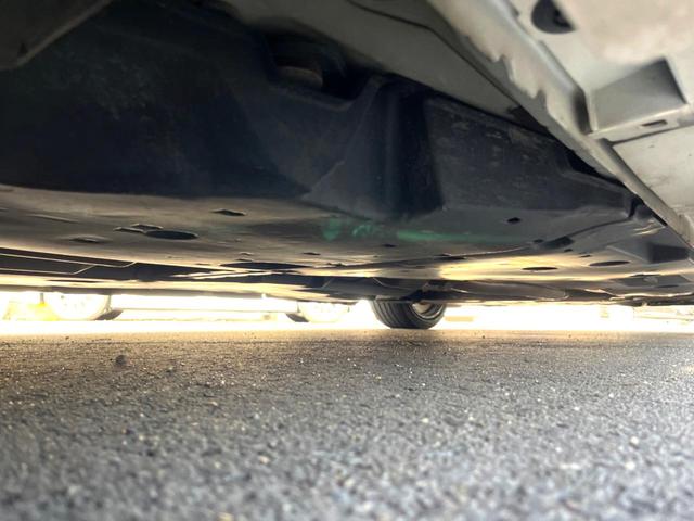 クラウンハイブリッド ＲＳアドバンス　モデリスタフルエアロ　ムーンルーフ　セーフティセンス　純正ナビ　バックカメラ　純正１８インチＡＷ　レーダークルーズ　白革　シートベンチレーション　パワーシート　三眼ＬＥＤヘッド　パドルシフト　禁煙車（41枚目）