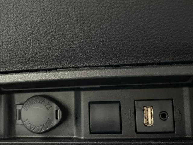 クラウンハイブリッド ＲＳアドバンス　モデリスタフルエアロ　ムーンルーフ　セーフティセンス　純正ナビ　バックカメラ　純正１８インチＡＷ　レーダークルーズ　白革　シートベンチレーション　パワーシート　三眼ＬＥＤヘッド　パドルシフト　禁煙車（55枚目）