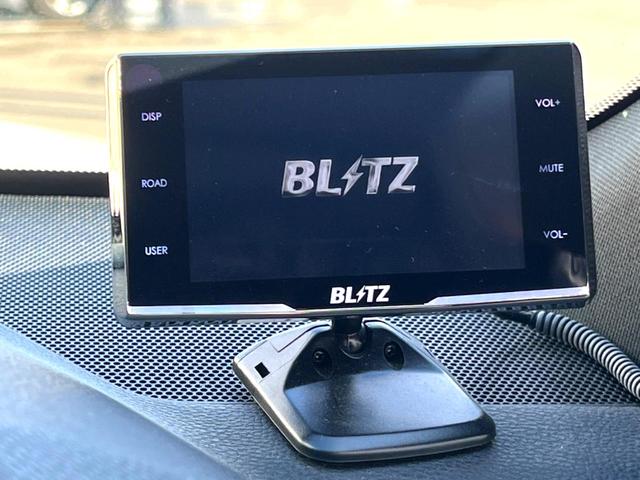 クラウンハイブリッド ＲＳアドバンス　モデリスタフルエアロ　ムーンルーフ　セーフティセンス　純正ナビ　バックカメラ　純正１８インチＡＷ　レーダークルーズ　白革　シートベンチレーション　パワーシート　三眼ＬＥＤヘッド　パドルシフト　禁煙車（72枚目）