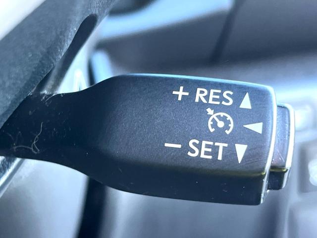 IS IS300h Fスポーツ ムーンルーフ クリアランスソナー 純正ナビ バックカメラ ハーフレザー パワーシート シートヒーター クルーズコントロール LEDヘッド 純正18インチAW 革巻きステアリング パドルシフト 禁煙車(7枚目)