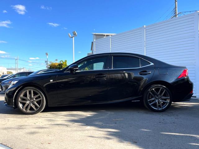 IS IS300h Fスポーツ ムーンルーフ クリアランスソナー 純正ナビ バックカメラ ハーフレザー パワーシート シートヒーター クルーズコントロール LEDヘッド 純正18インチAW 革巻きステアリング パドルシフト 禁煙車(26枚目)