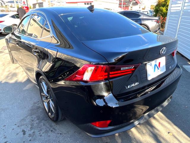 IS IS300h Fスポーツ ムーンルーフ クリアランスソナー 純正ナビ バックカメラ ハーフレザー パワーシート シートヒーター クルーズコントロール LEDヘッド 純正18インチAW 革巻きステアリング パドルシフト 禁煙車(27枚目)