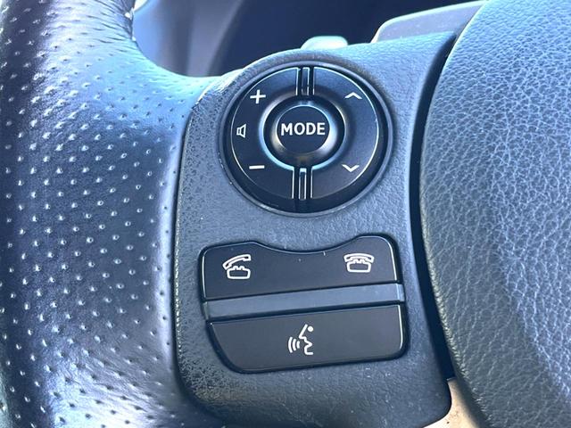 IS IS300h Fスポーツ ムーンルーフ クリアランスソナー 純正ナビ バックカメラ ハーフレザー パワーシート シートヒーター クルーズコントロール LEDヘッド 純正18インチAW 革巻きステアリング パドルシフト 禁煙車(41枚目)