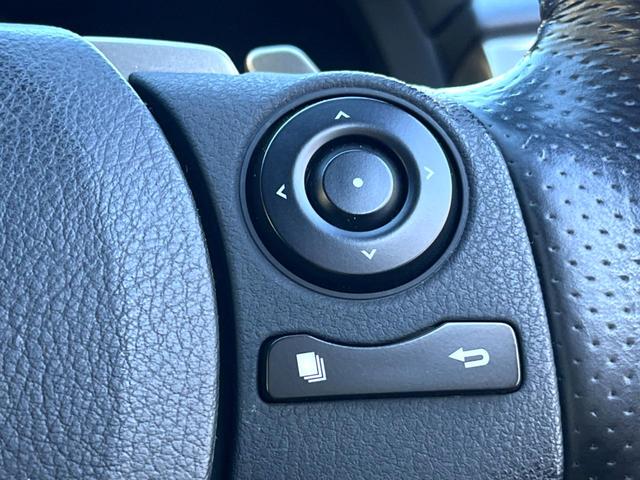 IS IS300h Fスポーツ ムーンルーフ クリアランスソナー 純正ナビ バックカメラ ハーフレザー パワーシート シートヒーター クルーズコントロール LEDヘッド 純正18インチAW 革巻きステアリング パドルシフト 禁煙車(45枚目)