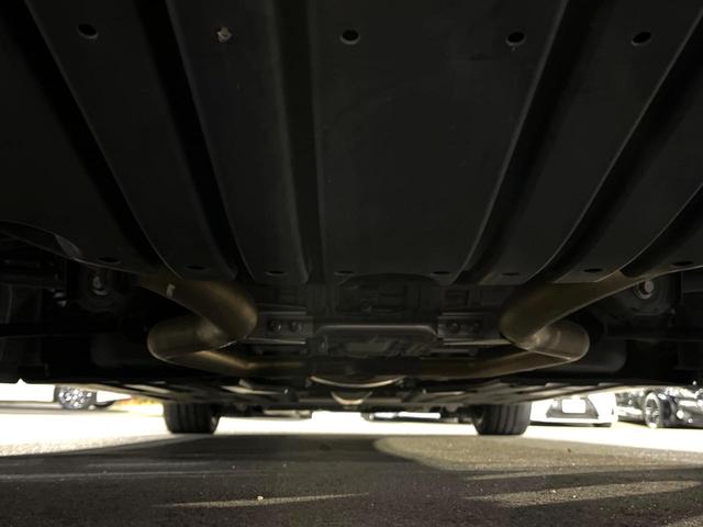 レジェンド ベースグレード　ホンダセンシング　サンルーフ　ブラインドスポット　ベージュ革シート　純正ナビ　マルチビューカメラ　メモリー付きパワーシート　シートベンチレーション　シートヒーター　ＬＥＤヘッド　ハイビームアシスト（21枚目）