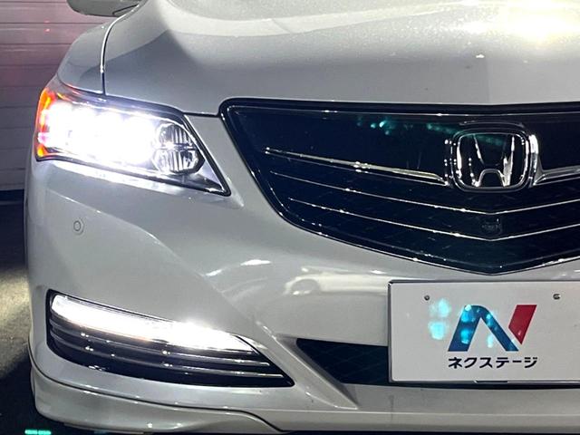 レジェンド ベースグレード　ホンダセンシング　サンルーフ　ブラインドスポット　ベージュ革シート　純正ナビ　マルチビューカメラ　メモリー付きパワーシート　シートベンチレーション　シートヒーター　ＬＥＤヘッド　ハイビームアシスト（25枚目）