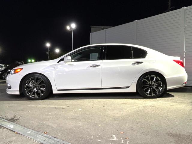 レジェンド ベースグレード　ホンダセンシング　サンルーフ　ブラインドスポット　ベージュ革シート　純正ナビ　マルチビューカメラ　メモリー付きパワーシート　シートベンチレーション　シートヒーター　ＬＥＤヘッド　ハイビームアシスト（28枚目）