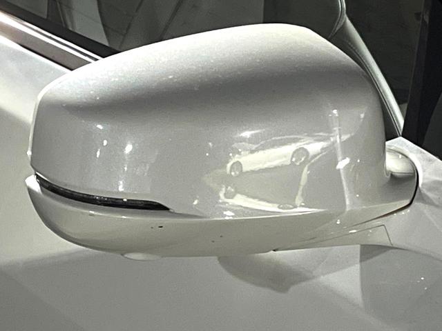 レジェンド ベースグレード　ホンダセンシング　サンルーフ　ブラインドスポット　ベージュ革シート　純正ナビ　マルチビューカメラ　メモリー付きパワーシート　シートベンチレーション　シートヒーター　ＬＥＤヘッド　ハイビームアシスト（34枚目）