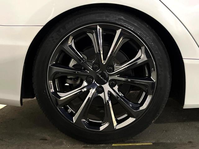 レジェンド ベースグレード　ホンダセンシング　サンルーフ　ブラインドスポット　ベージュ革シート　純正ナビ　マルチビューカメラ　メモリー付きパワーシート　シートベンチレーション　シートヒーター　ＬＥＤヘッド　ハイビームアシスト（35枚目）