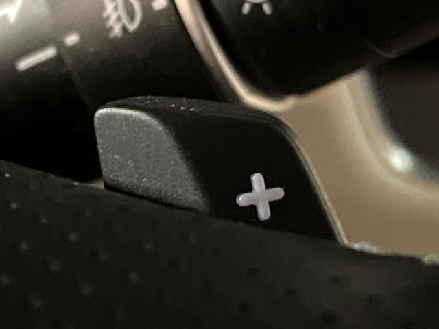 レジェンド ベースグレード　ホンダセンシング　サンルーフ　ブラインドスポット　ベージュ革シート　純正ナビ　マルチビューカメラ　メモリー付きパワーシート　シートベンチレーション　シートヒーター　ＬＥＤヘッド　ハイビームアシスト（46枚目）