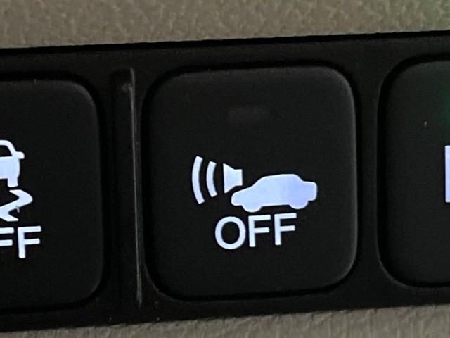 レジェンド ベースグレード　ホンダセンシング　サンルーフ　ブラインドスポット　ベージュ革シート　純正ナビ　マルチビューカメラ　メモリー付きパワーシート　シートベンチレーション　シートヒーター　ＬＥＤヘッド　ハイビームアシスト（50枚目）