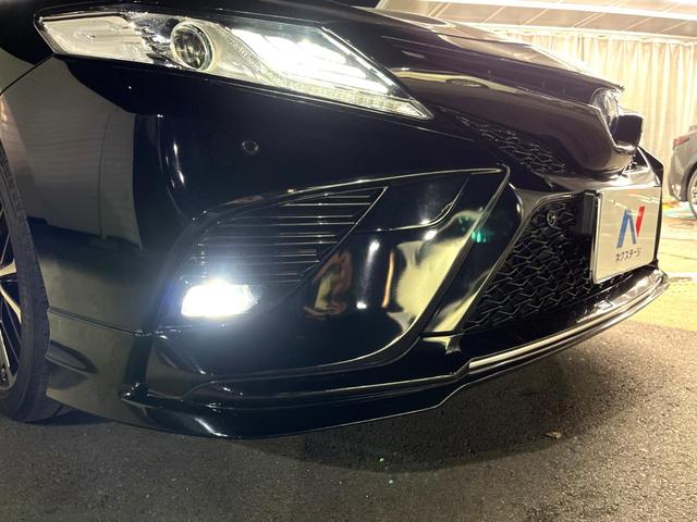 カムリ ＷＳ　ＴＲＤエアロ　純正ＯＰ１８インチアルミ　セーフティセンス　インテリジェントクリアランスソナー　純正８インチディスプレイオーディオ　バックカメラ　ハーフレザー　パワーシート　革巻きステアリング　禁煙車（3枚目）