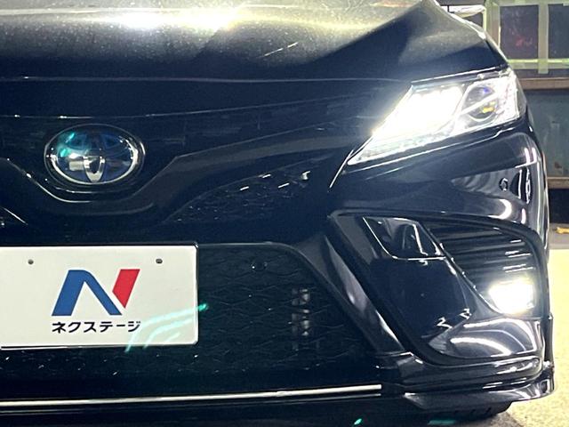 カムリ ＷＳ　ＴＲＤエアロ　純正ＯＰ１８インチアルミ　セーフティセンス　インテリジェントクリアランスソナー　純正８インチディスプレイオーディオ　バックカメラ　ハーフレザー　パワーシート　革巻きステアリング　禁煙車（28枚目）