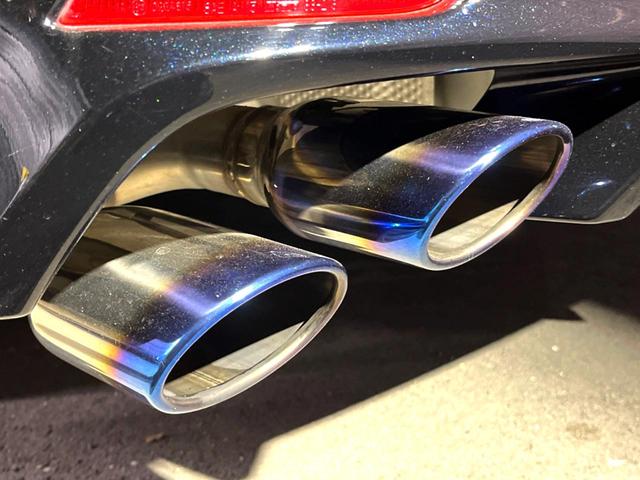 カムリ ＷＳ　ＴＲＤエアロ　純正ＯＰ１８インチアルミ　セーフティセンス　インテリジェントクリアランスソナー　純正８インチディスプレイオーディオ　バックカメラ　ハーフレザー　パワーシート　革巻きステアリング　禁煙車（33枚目）