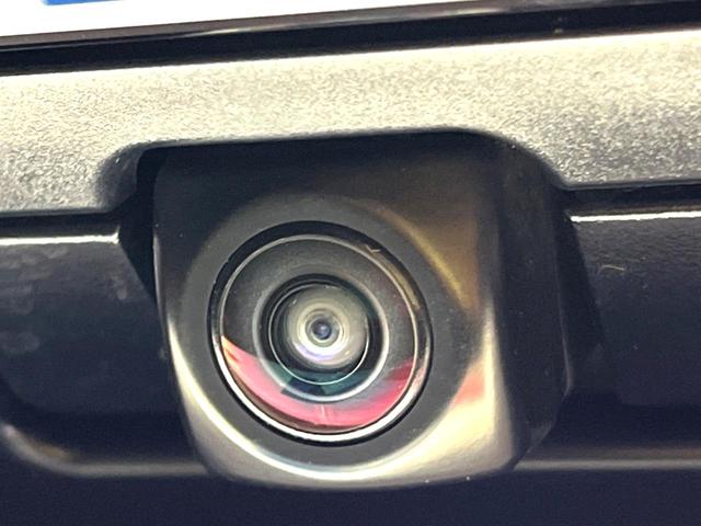 カムリ ＷＳ　ＴＲＤエアロ　純正ＯＰ１８インチアルミ　セーフティセンス　インテリジェントクリアランスソナー　純正８インチディスプレイオーディオ　バックカメラ　ハーフレザー　パワーシート　革巻きステアリング　禁煙車（36枚目）