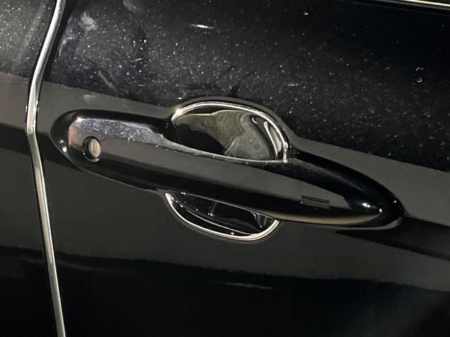 カムリ ＷＳ　ＴＲＤエアロ　純正ＯＰ１８インチアルミ　セーフティセンス　インテリジェントクリアランスソナー　純正８インチディスプレイオーディオ　バックカメラ　ハーフレザー　パワーシート　革巻きステアリング　禁煙車（39枚目）