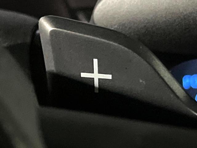 カムリ ＷＳ　ＴＲＤエアロ　純正ＯＰ１８インチアルミ　セーフティセンス　インテリジェントクリアランスソナー　純正８インチディスプレイオーディオ　バックカメラ　ハーフレザー　パワーシート　革巻きステアリング　禁煙車（52枚目）